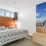 Golden Sands Pool
