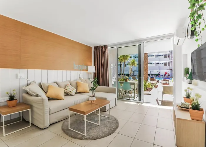 Golden Sands Pool Apartament *